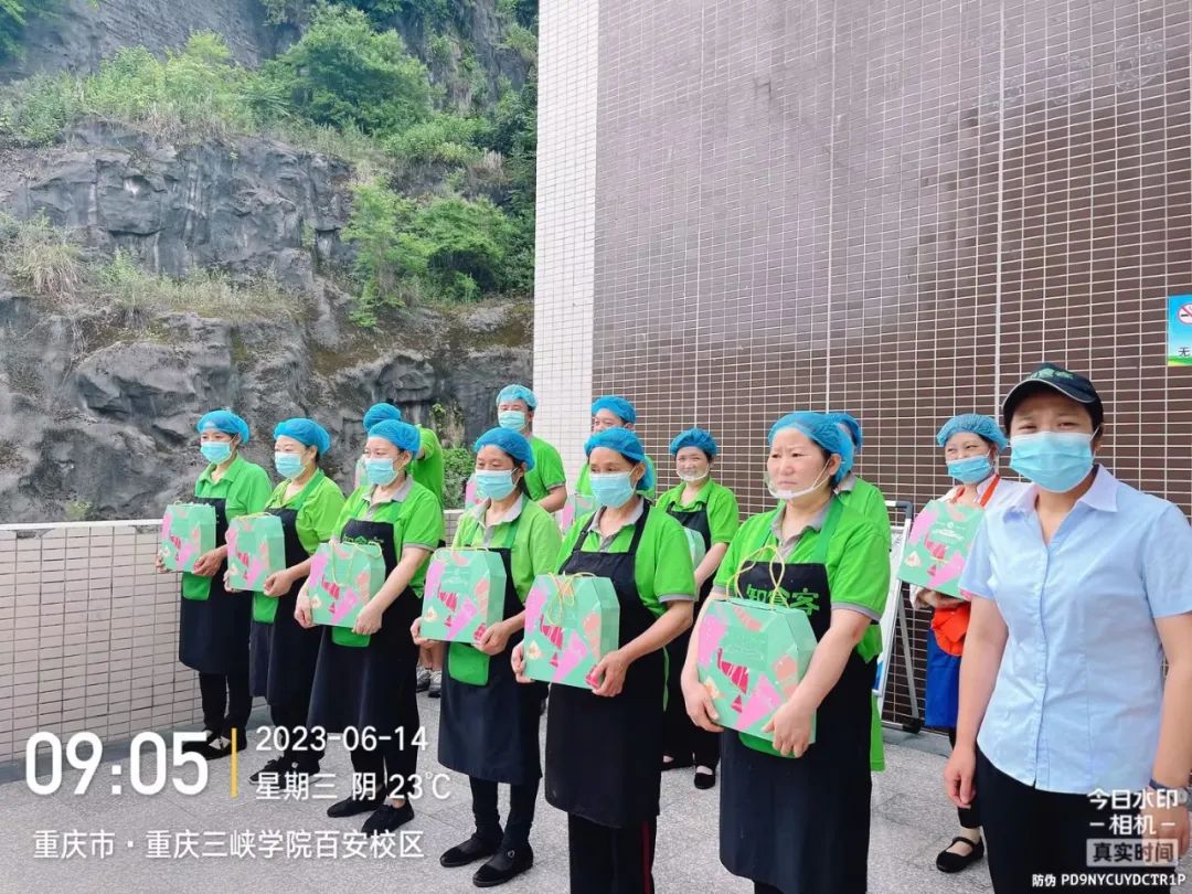 cfd96aa7-6733-403f-8cbf-a00fe68d4f3c